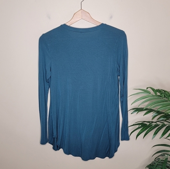 Azules | Teal Blue Long Sleeve Tee - Picture 2 of 4